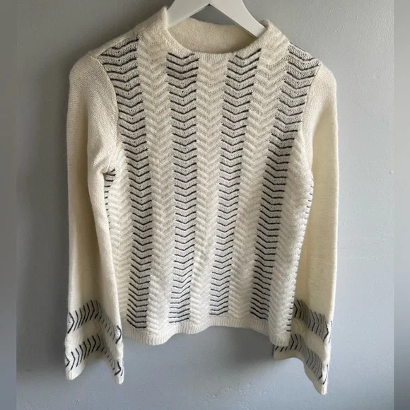 Mint Velvet Chalk Coloured Chevron Patterned Alpaca Blend Jumper UK 8 - Picture 3 of 7